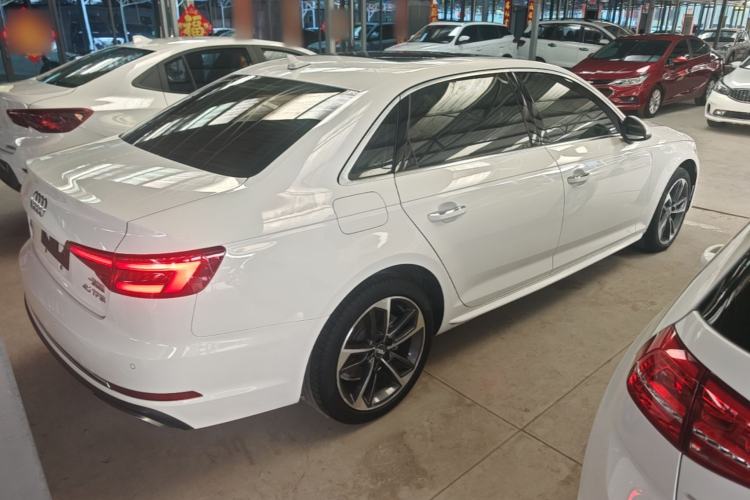 Used Audi A4L 2019 40 TFSI Ambition China VI Rear Right 45 Deg