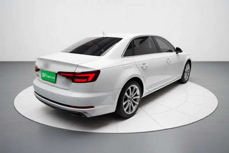 Used Audi A4L 2019 40 TFSI Fashion Edition China VI Emission Standard Rear Right 45 Deg