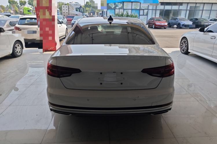 Used Audi A4L 2019 40 TFSI Fashion Edition China VI Emission Standard Rear