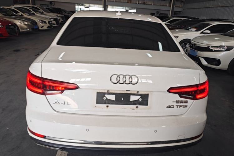 Used Audi A4L 2019 40 TFSI Ambition China VI Rear