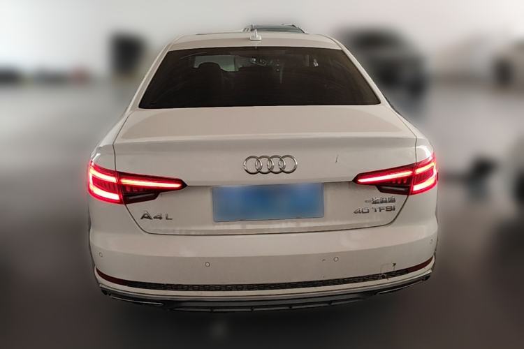 Used Audi A4L 2019 40 TFSI Fashion Edition China VI Emission Standard Rear