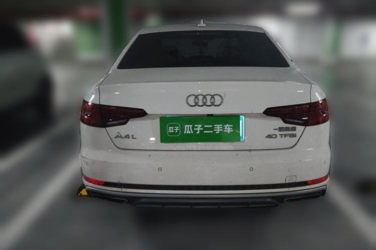 Used Audi A4L 2019 40 TFSI Fashion Edition China VI Emission Standard Rear