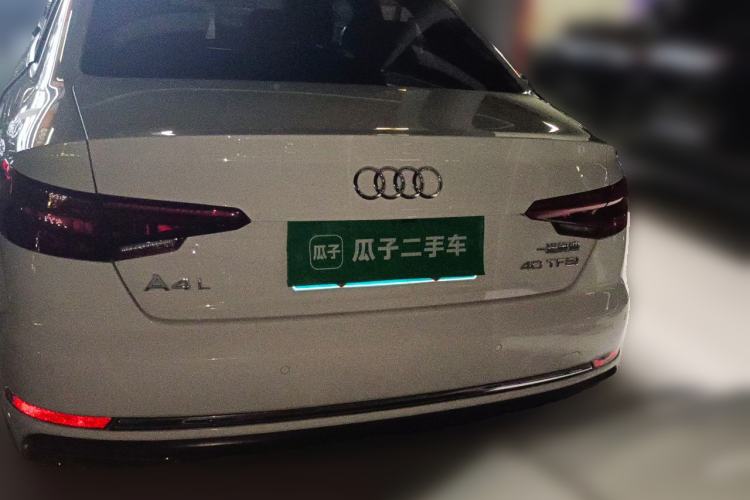 Used Audi A4L 2019 40 TFSI Ambition China VI Rear