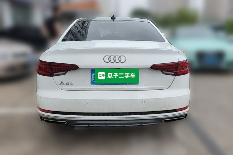 Used Audi A4L 2019 40 TFSI Fashion Edition China VI Emission Standard Rear