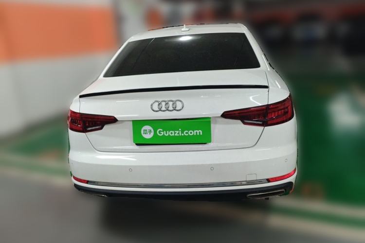 Used Audi A4L 2019 40 TFSI Ambition China VI Rear
