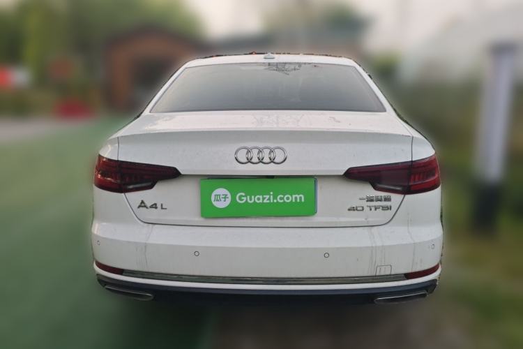 Used Audi A4L 2019 40 TFSI Ambition China VI Rear