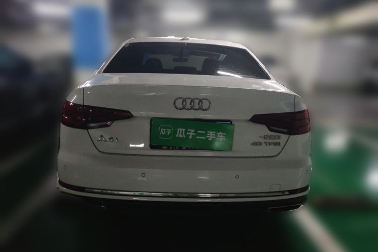 Used Audi A4L 2019 40 TFSI Ambition China VI Rear