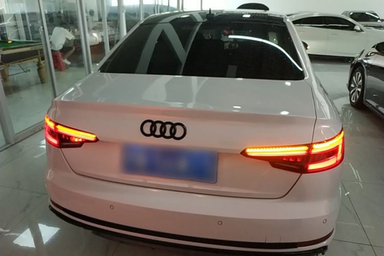 Used Audi A4L 2019 40 TFSI Fashion Edition China VI Emission Standard Rear