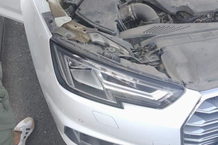 Used Audi A4L 2019 40 TFSI Fashion Edition China VI Emission Standard Right Front Headlight