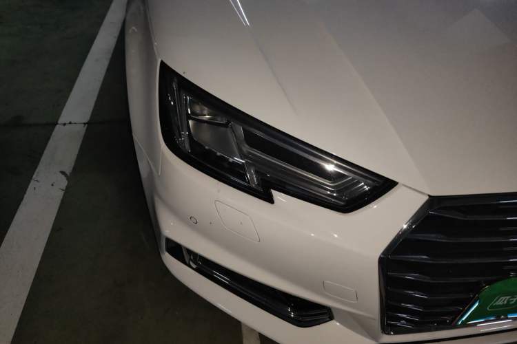 Used Audi A4L 2019 40 TFSI Ambition China VI Right Front Headlight