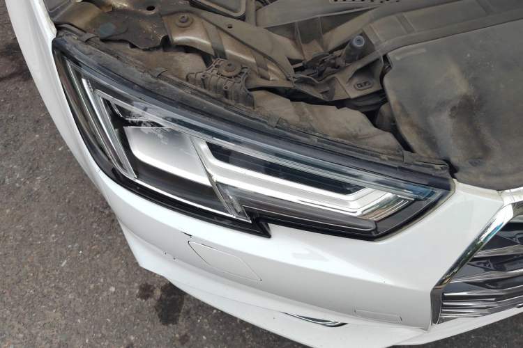 Used Audi A4L 2019 40 TFSI Ambition Version China V Right Front Headlight