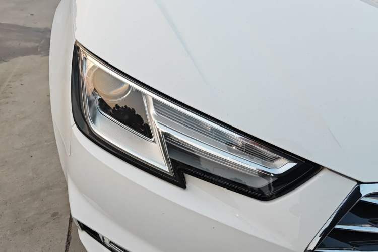 Used Audi A4L 2019 35 TFSI Ambition China V Right Front Headlight