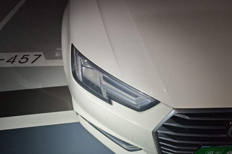 Used Audi A4L 2019 40 TFSI Ambition China VI Right Front Headlight