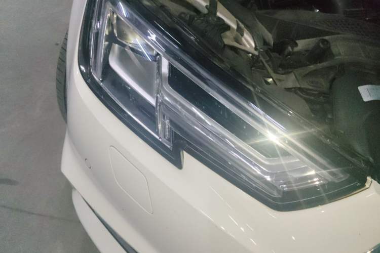 Used Audi A4L 2019 40 TFSI Ambition China VI Right Front Headlight