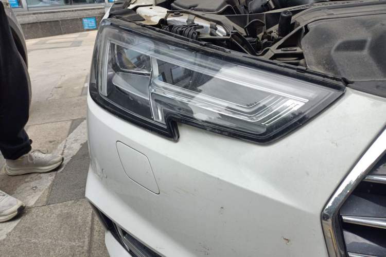 Used Audi A4L 2019 40 TFSI Ambition China VI Right Front Headlight