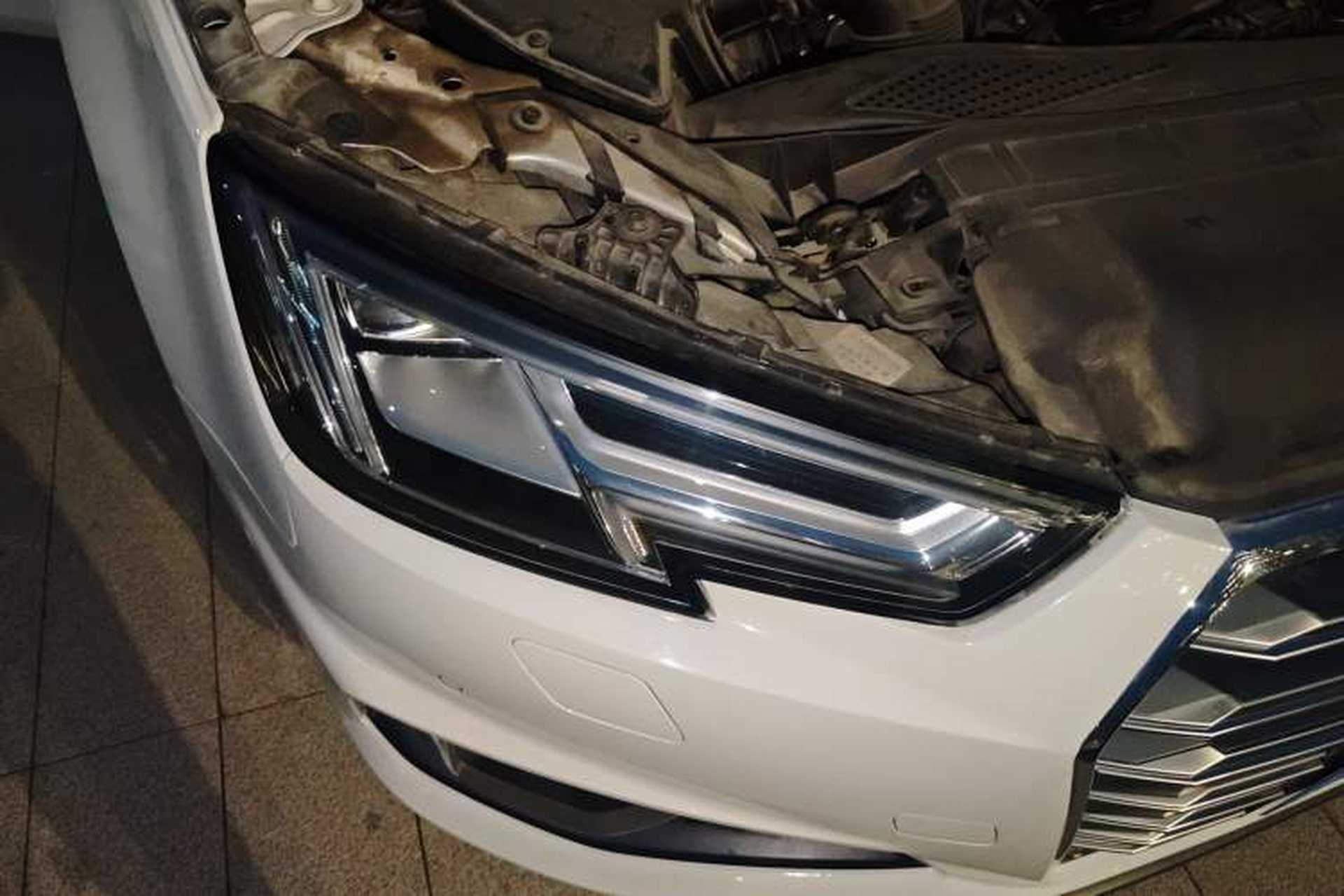 Used Audi A4L 2019 40 TFSI Fashion Edition China VI Emission Standard Right Front Headlight