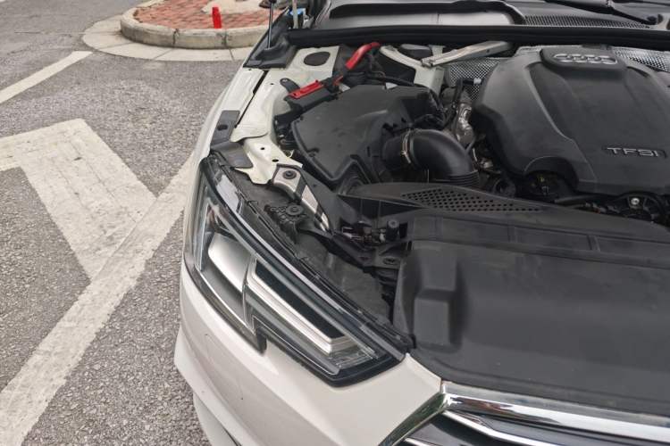 Used Audi A4L 2019 40 TFSI Ambition China VI Right Front Headlight