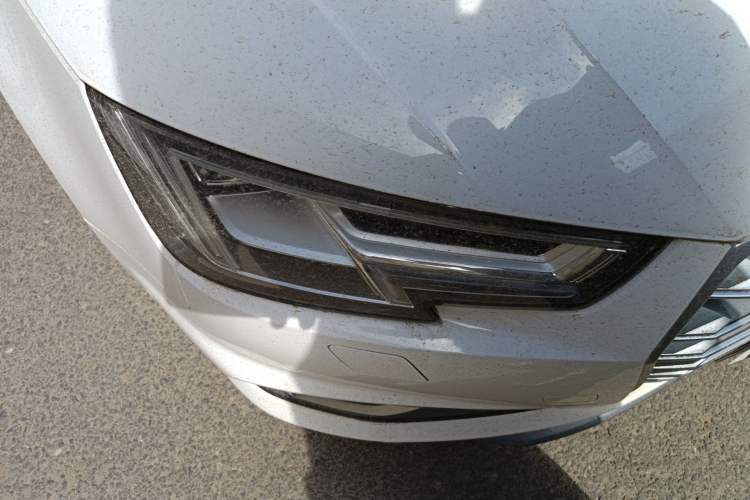 Used Audi A4L 2019 40 TFSI Fashion Version China V Right Front Headlight