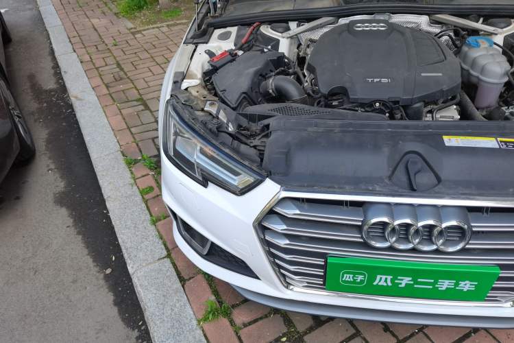 Used Audi A4L 2019 40 TFSI Fashion Version China V Right Front Headlight