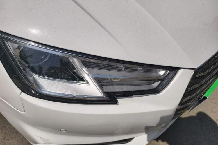 Used Audi A4L 2019 40 TFSI Ambition China VI Right Front Headlight