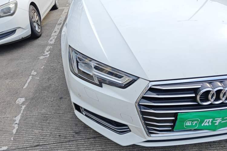 Used Audi A4L 2019 40 TFSI Ambition China VI Right Front Headlight