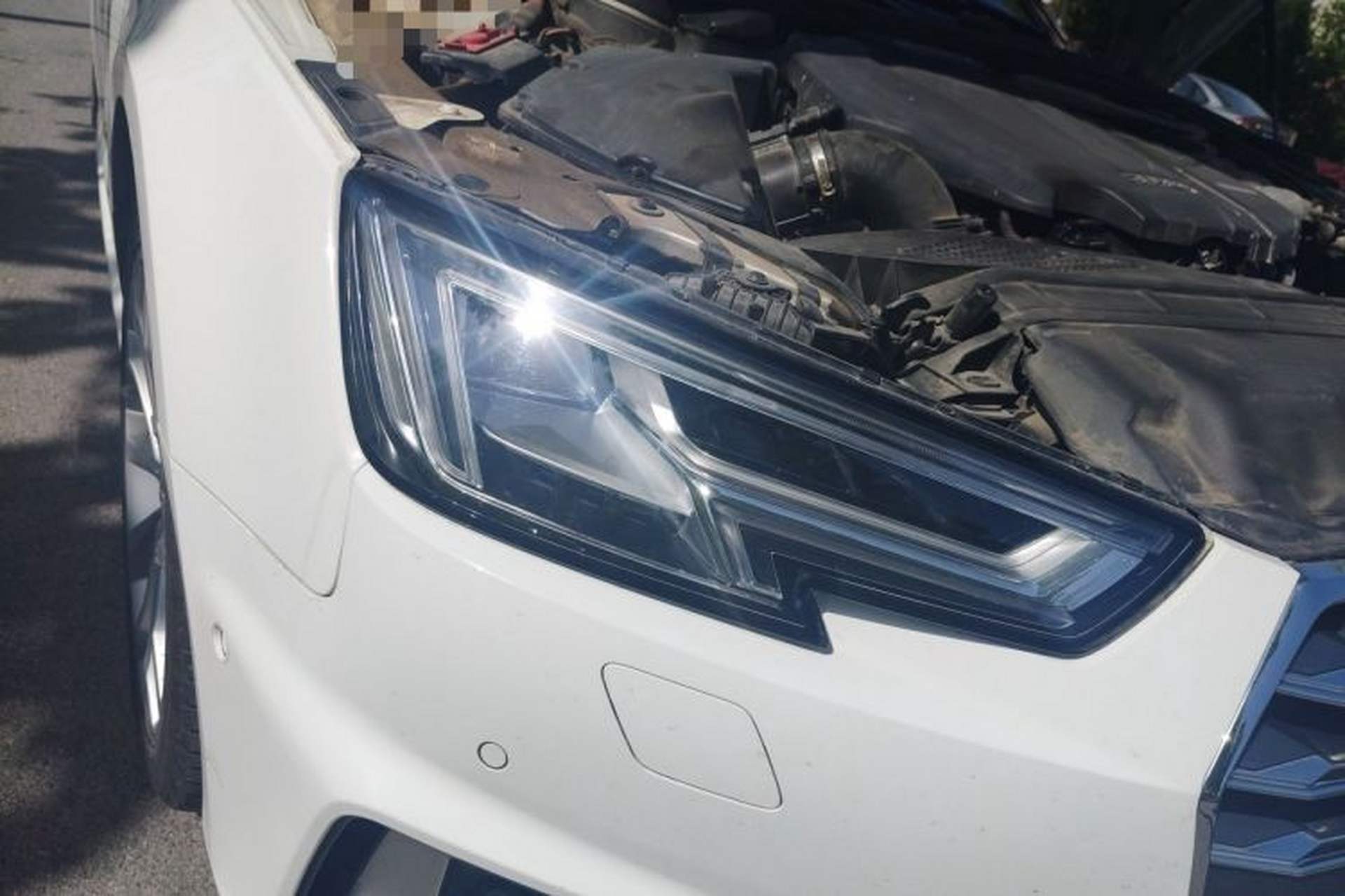 Used Audi A4L 2019 40 TFSI Fashion Edition China VI Emission Standard Right Front Headlight