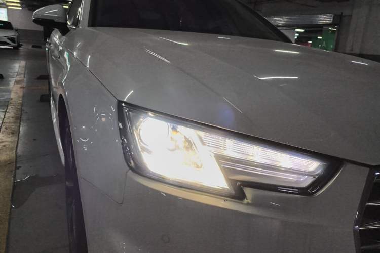 Used Audi A4L 2019 40 TFSI Ambition Version China V Right Front Headlight