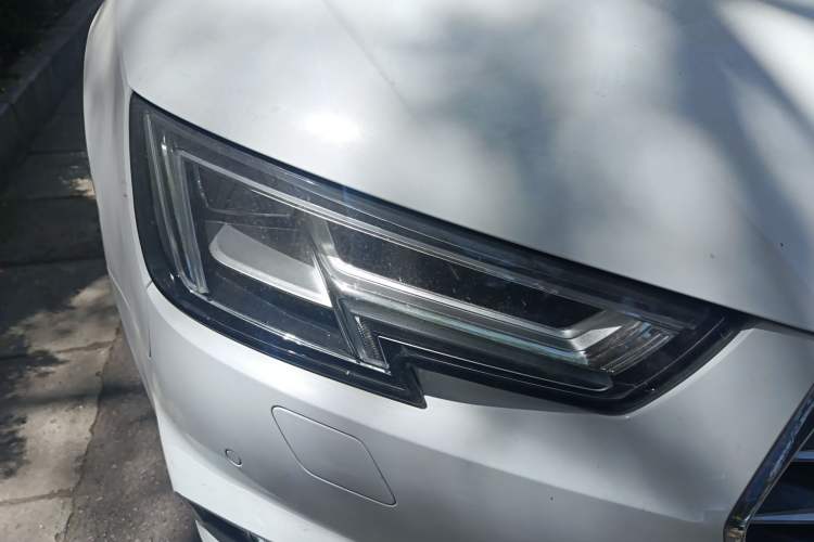 Used Audi A4L 2019 40 TFSI Ambition China VI Right Front Headlight