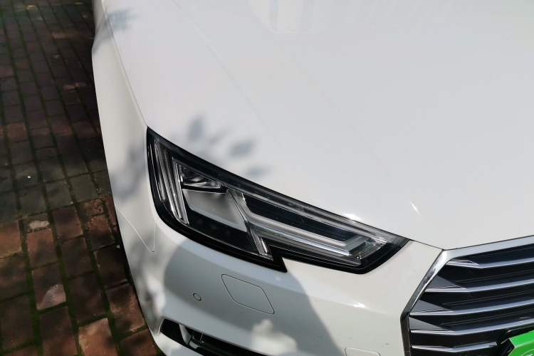 Used Audi A4L 2019 40 TFSI Ambition China VI Right Front Headlight