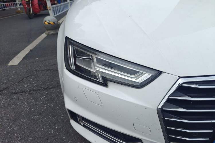 Used Audi A4L 2019 40 TFSI Ambition China VI Right Front Headlight