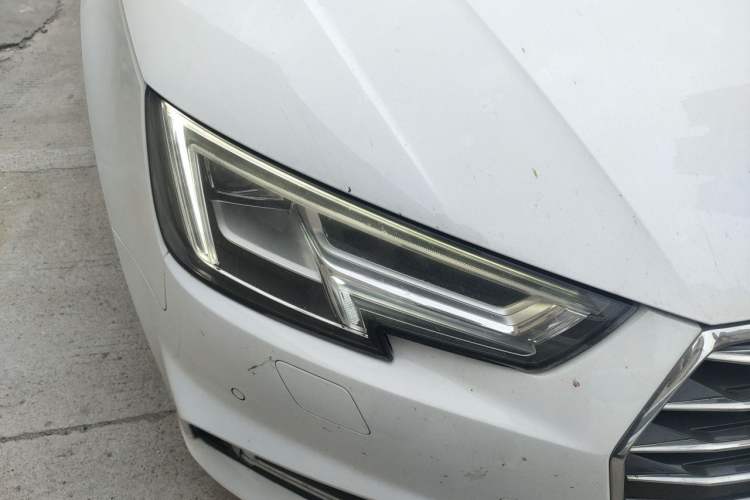 Used Audi A4L 2019 40 TFSI Ambition China VI Right Front Headlight
