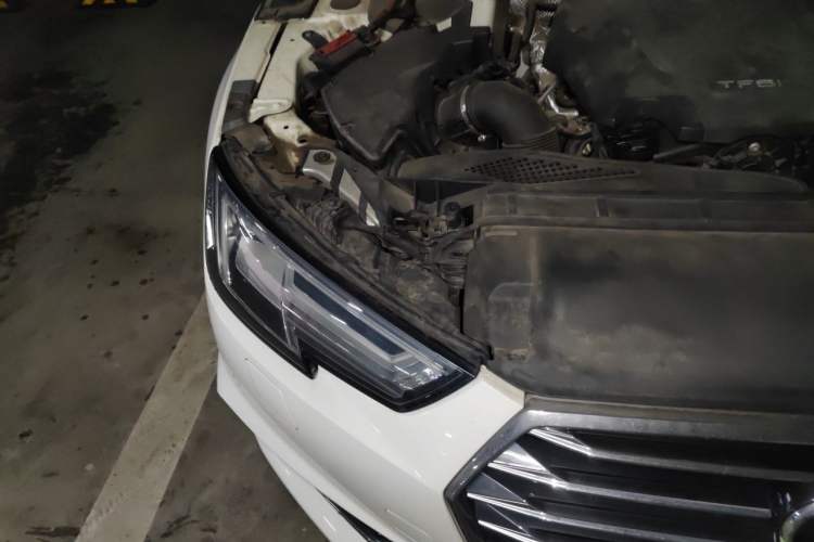 Used Audi A4L 2019 40 TFSI Ambition Version China V Right Front Headlight