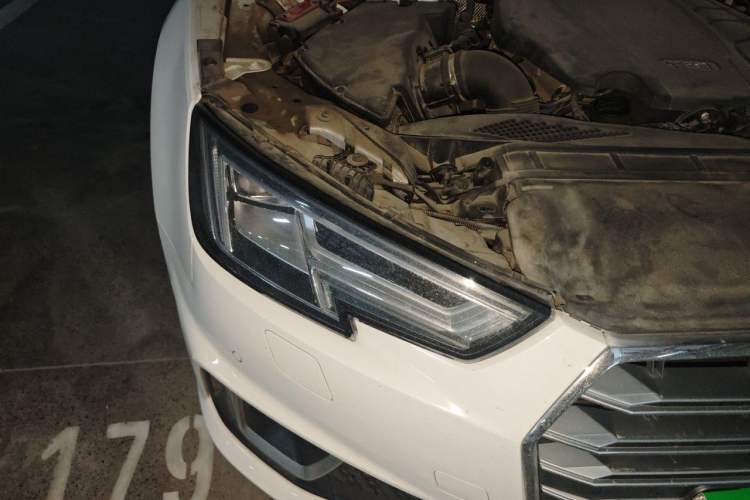 Used Audi A4L 2019 40 TFSI Fashion Version China V Right Front Headlight