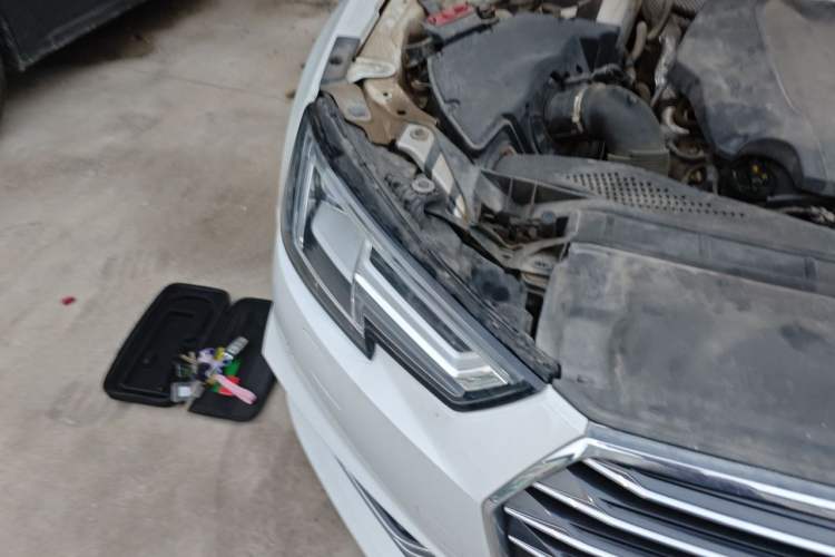 Used Audi A4L 2019 40 TFSI Ambition Version China V Right Front Headlight