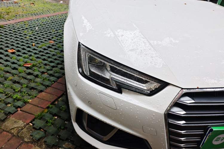 Used Audi A4L 2019 40 TFSI Fashion Edition China VI Emission Standard Right Front Headlight