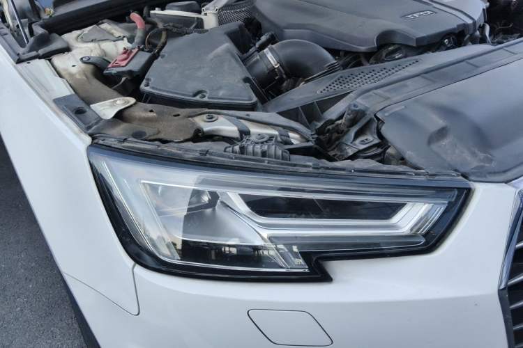 Used Audi A4L 2019 40 TFSI Ambition China VI Right Front Headlight