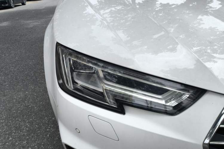 Used Audi A4L 2019 40 TFSI Ambition China VI Right Front Headlight