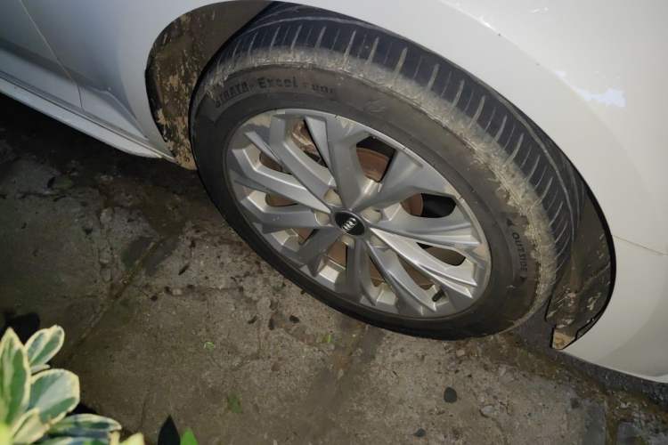 Used Audi A4L 2019 40 TFSI Ambition China VI Right Front Wheel Hub