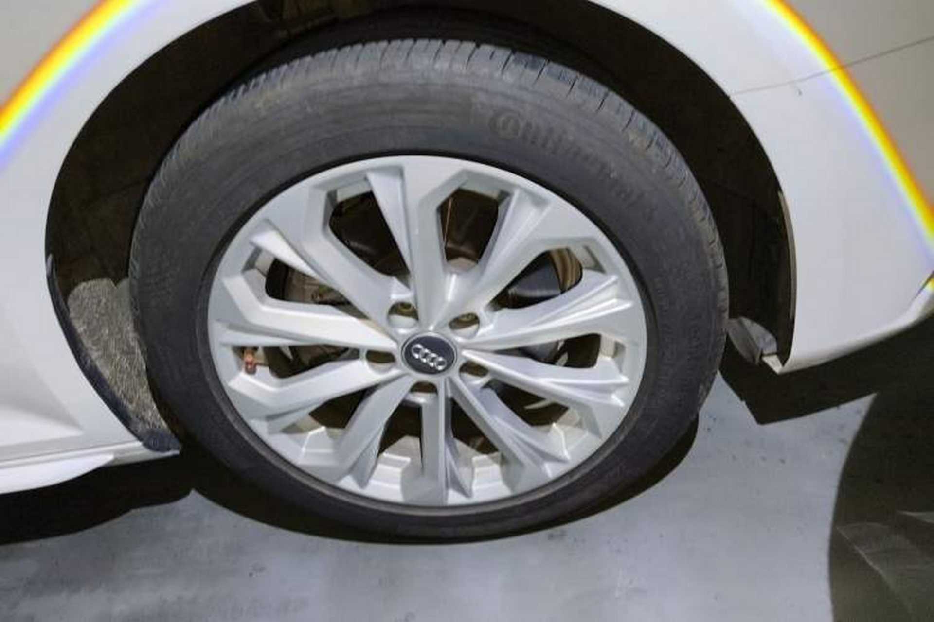 Used Audi A4L 2019 40 TFSI Ambition China VI Right Front Wheel Hub