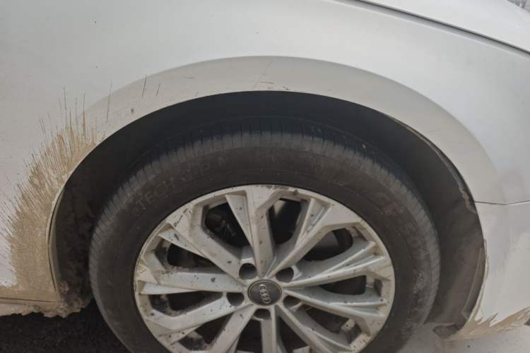 Used Audi A4L 2019 40 TFSI Ambition China VI Right Front Wheel Hub