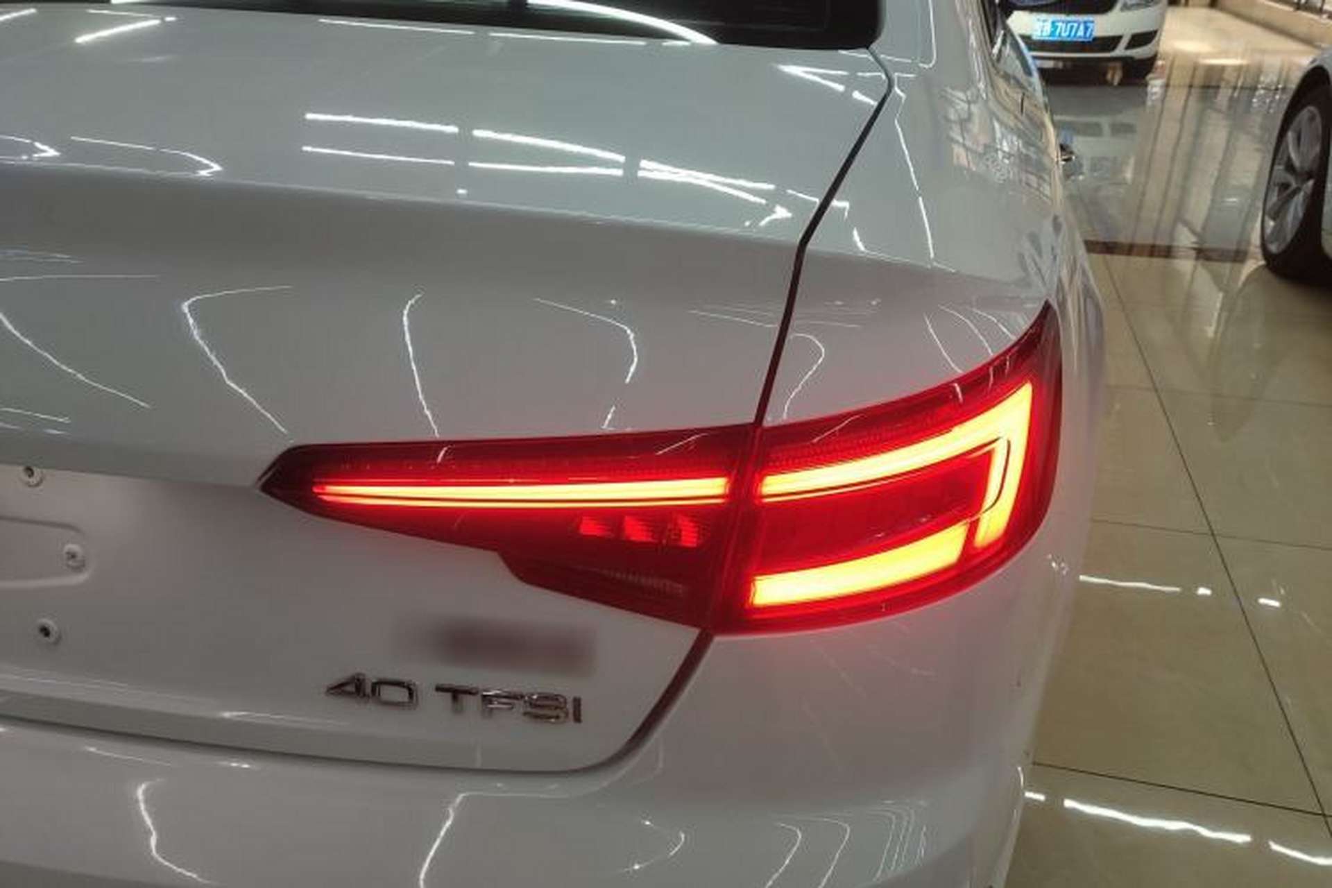 Used Audi A4L 2019 40 TFSI Fashion Version China V Right Rear Taillight