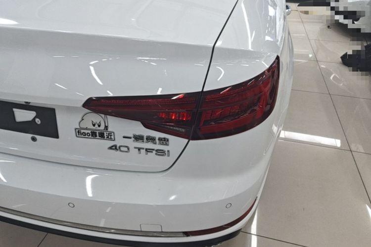 Used Audi A4L 2019 40 TFSI Ambition China VI Right Rear Taillight
