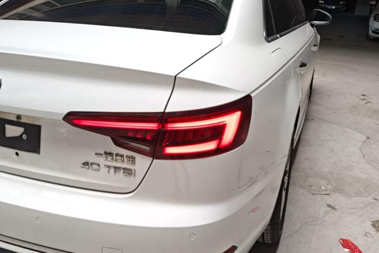 Used Audi A4L 2019 40 TFSI Ambition Version China V Right Rear Taillight