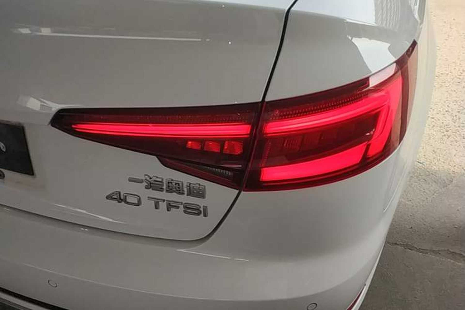 Used Audi A4L 2019 40 TFSI Fashion Version China V Right Rear Taillight