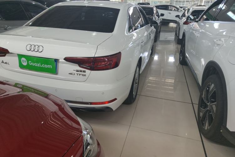 Used Audi A4L 2019 40 TFSI Ambition China VI Right Rear Taillight