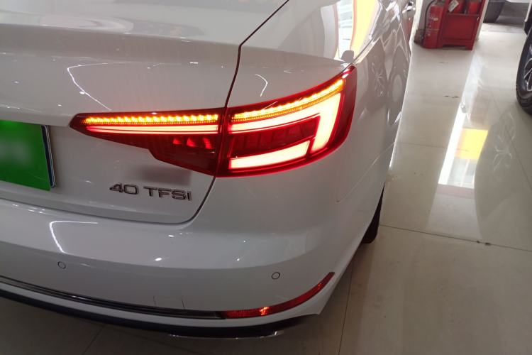 Used Audi A4L 2019 40 TFSI Ambition Version China V Right Rear Taillight