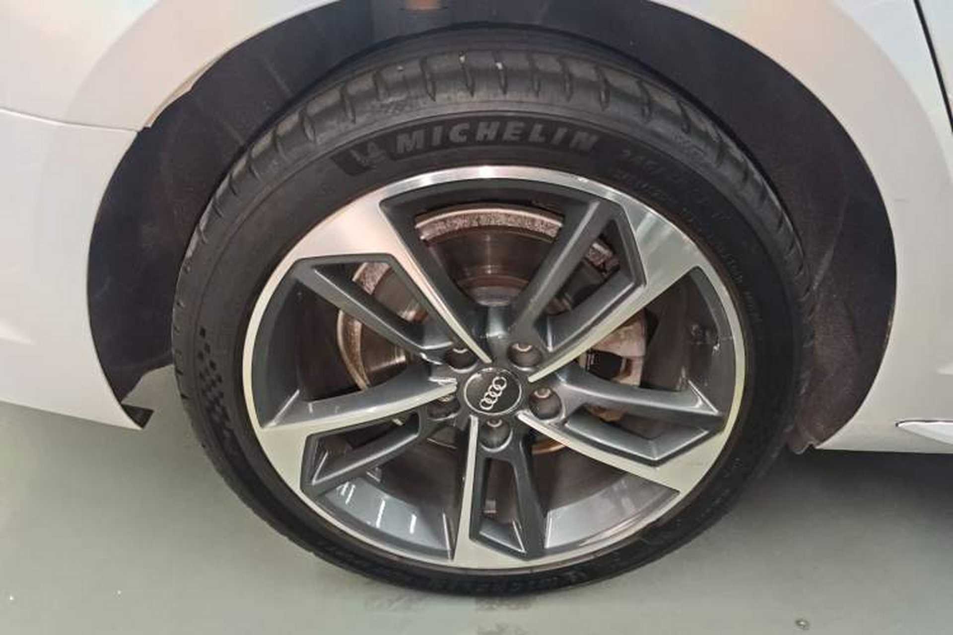 Used Audi A4L 2019 40 TFSI Fashion Edition China VI Emission Standard Right Rear Wheel Hub