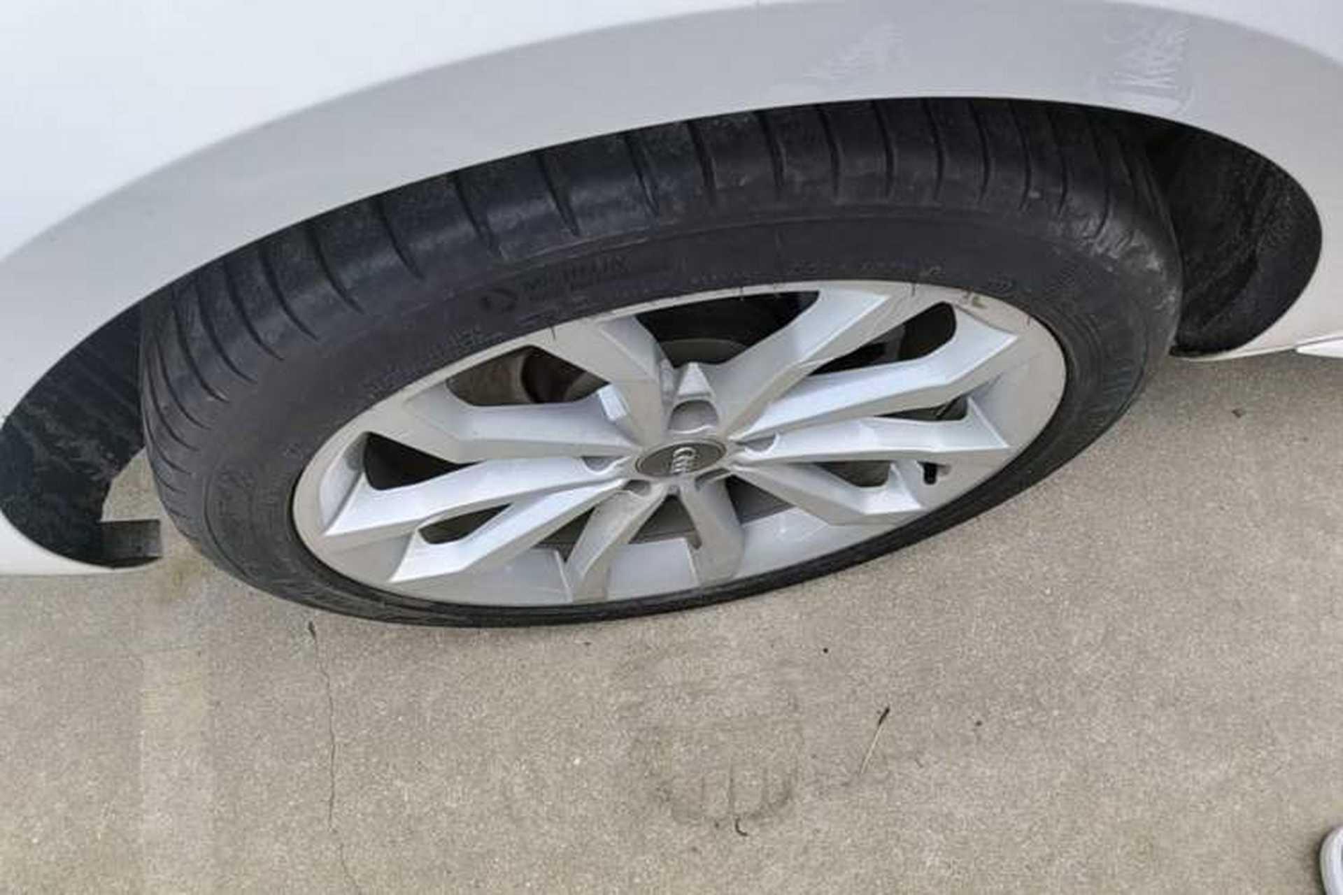 Used Audi A4L 2019 40 TFSI Fashion Version China V Right Rear Wheel Hub