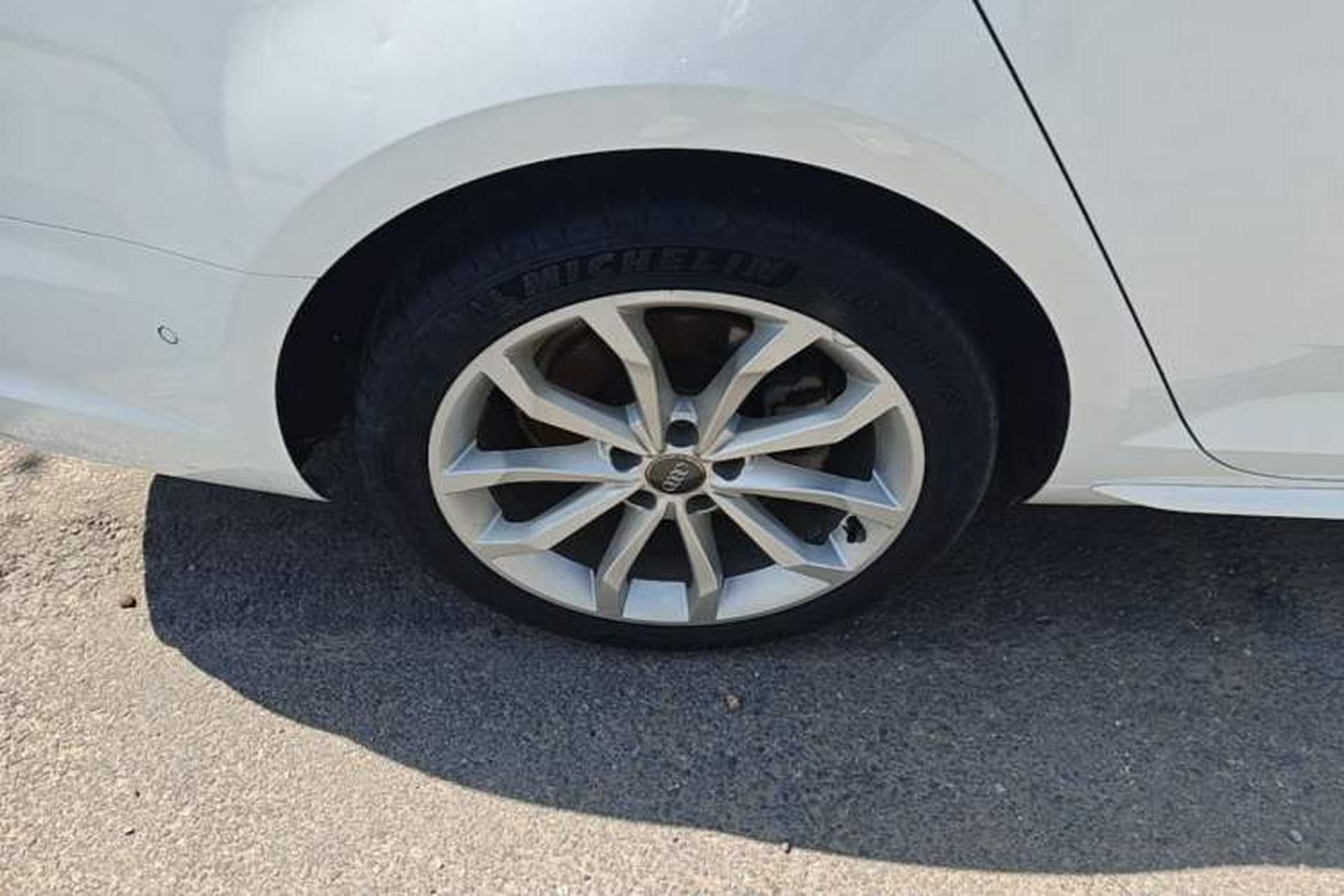 Used Audi A4L 2019 40 TFSI Fashion Version China V Right Rear Wheel Hub