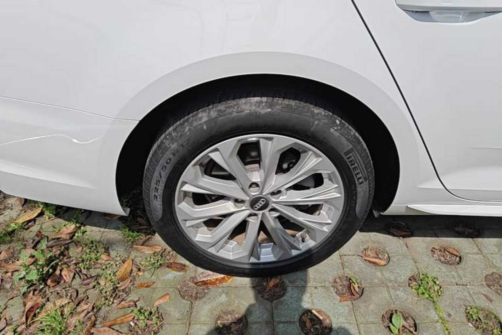 Used Audi A4L 2019 40 TFSI Ambition China VI Right Rear Wheel Hub